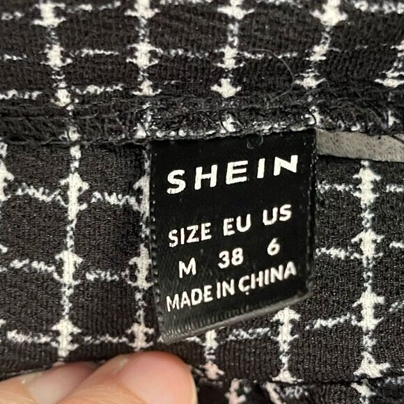 High waisted black & white plaid ankle pants Size 6 - Picture 4 of 6